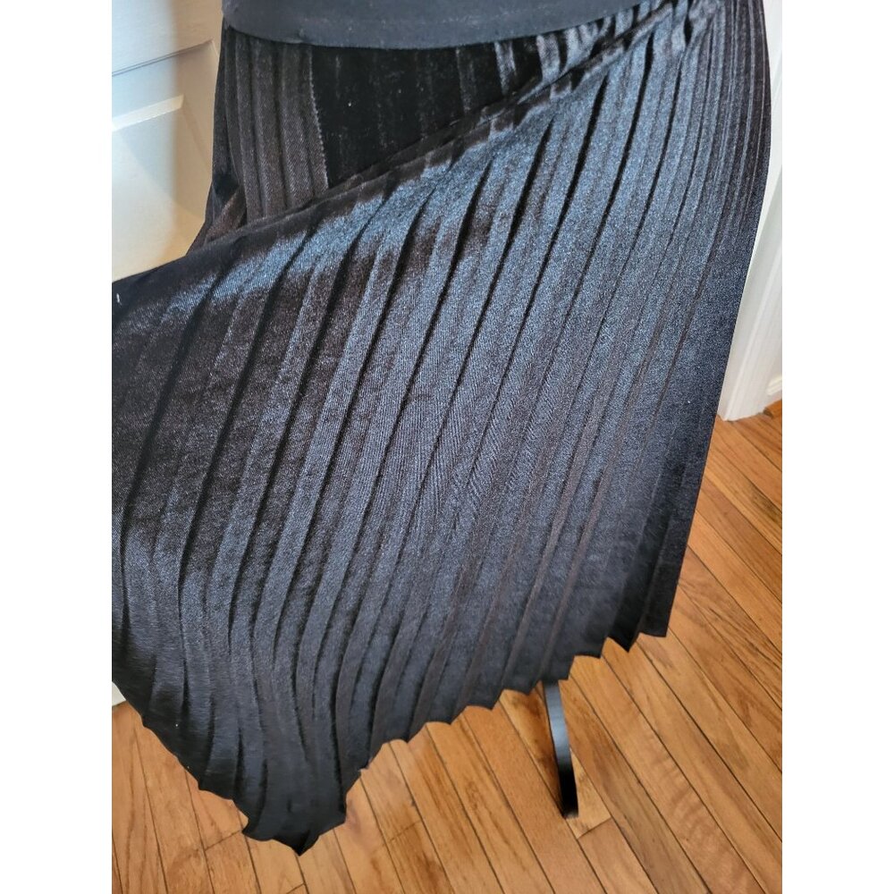 Black Velour Pleated Midi Skirt Jaclyn Smith M Glam Whimsygoth Goth Fairy Party - Picture 5 of 6